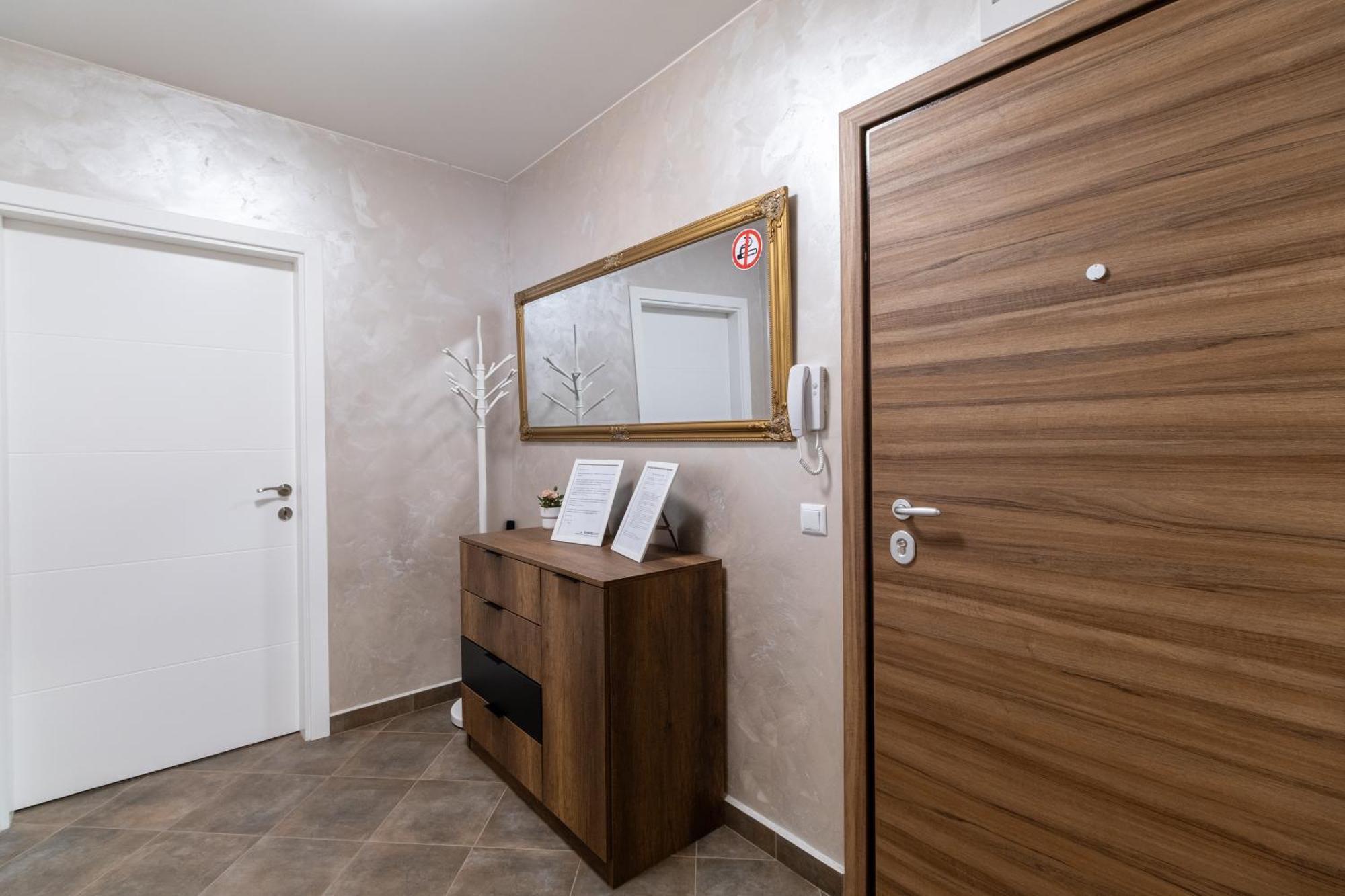 Bunardjik Hill 1-Bed Apartments Пловдив Екстериор снимка