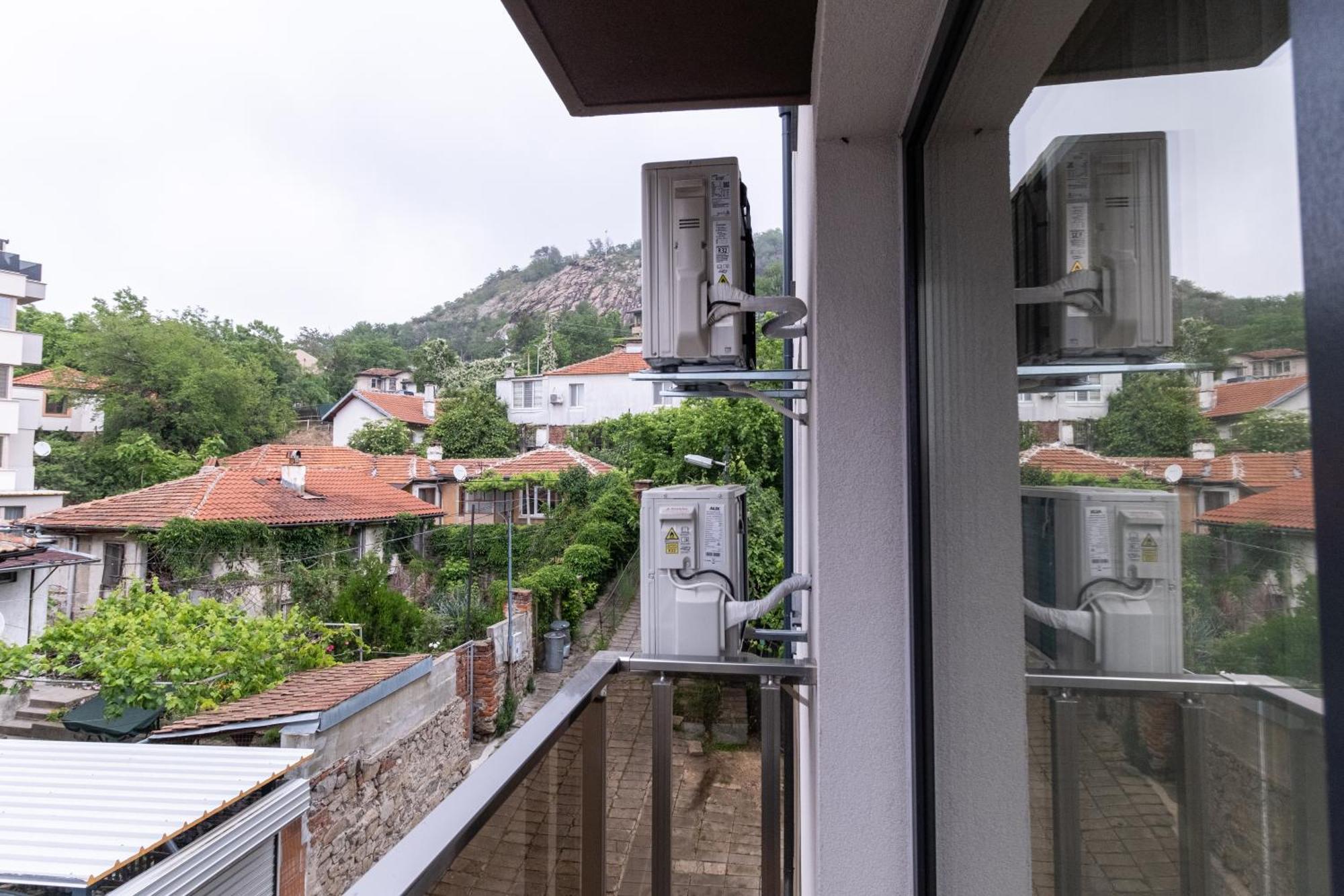 Bunardjik Hill 1-Bed Apartments Пловдив Екстериор снимка